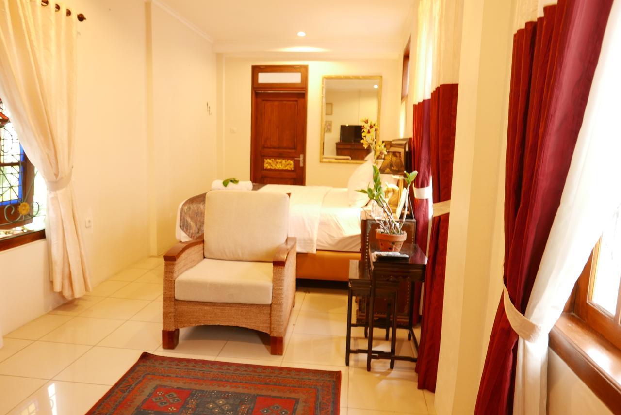בנדונג Ciwulan 36 Guest House מראה חיצוני תמונה
