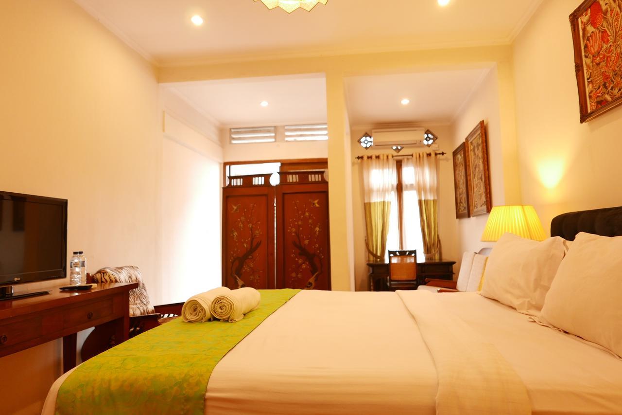 בנדונג Ciwulan 36 Guest House מראה חיצוני תמונה