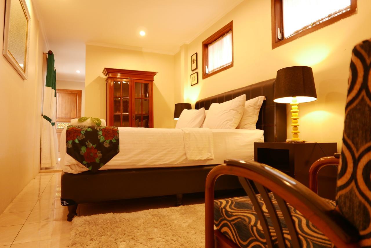 בנדונג Ciwulan 36 Guest House מראה חיצוני תמונה
